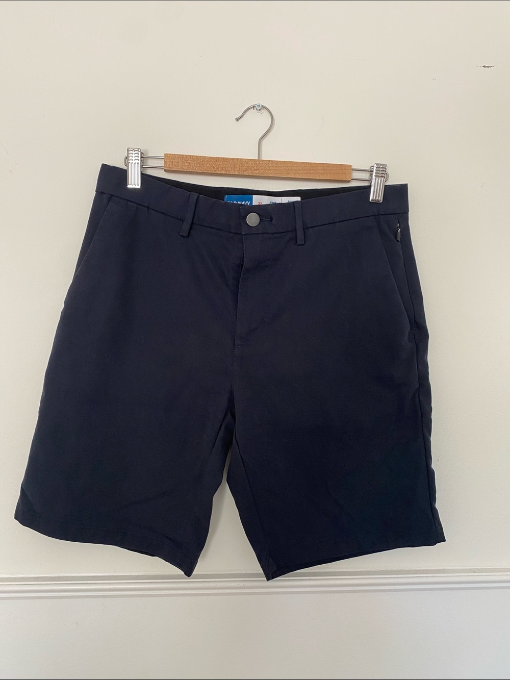 Old Navy Men's Dark Navy Flat-Front Shorts